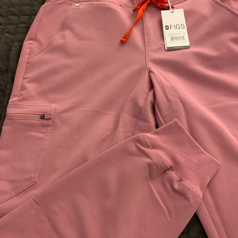 Figs M chalk pink Zamora Jogger Pants Petite
